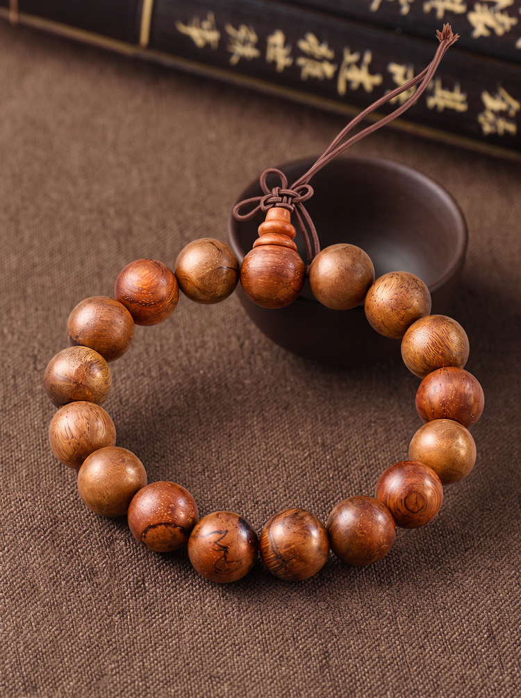 Thunderwood Heritage Bracelet - Image 4
